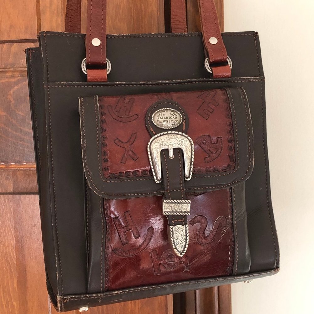 American West Ladies double-handle tote.